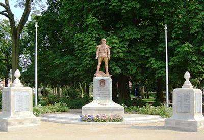 Oorlogsmonument Haubourdin #1