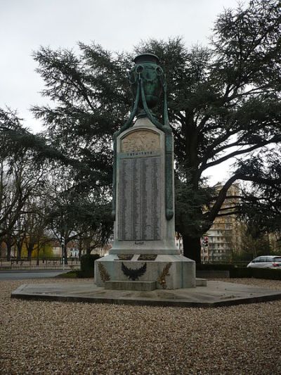 Oorlogsmonument Castres #1