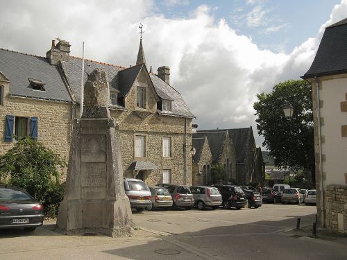 Oorlogsmonument La Trinité-sur-Mer #1
