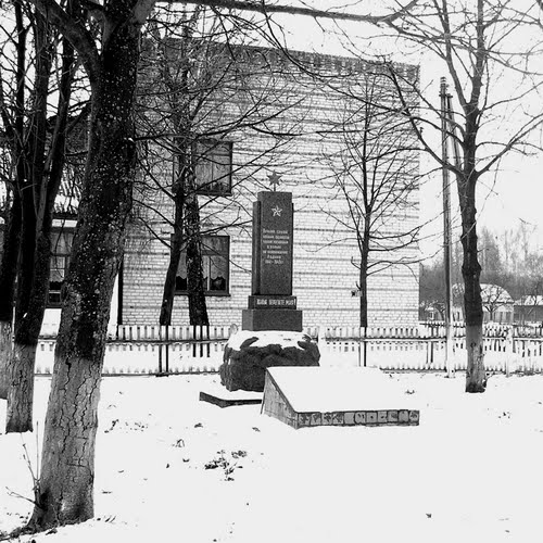 Mass Grave Soviet Soldiers Korosten #1
