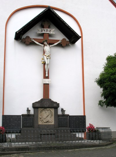 War Memorial Pelm