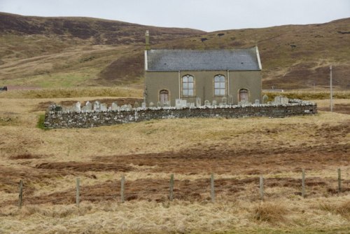 Commonwealth War Graves Quarff Churchyard