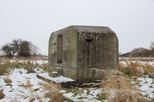 Pillbox FW3/24 Chimney