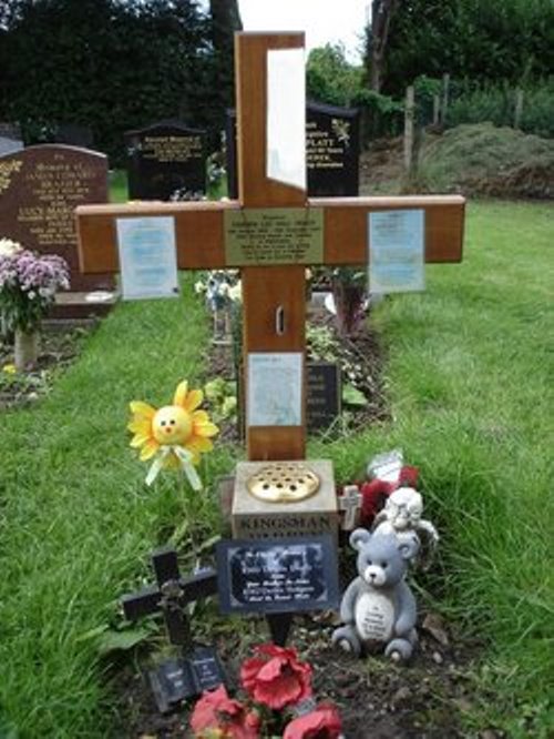 British War Grave St. John the Evangelist Churchyard #1