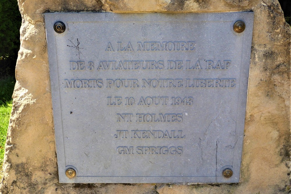 Chapel Notre-Dame du Chénel and Memorial R.A.F. #4
