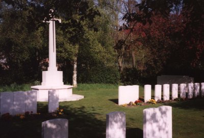 Oorlogsgraven van het Gemenebest Landican Cemetery #1