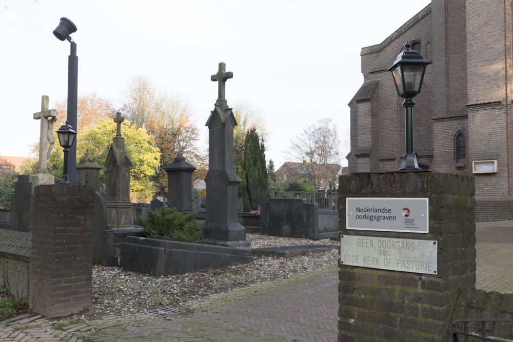 Nederlandse Oorlogsgraven Rooms Katholieke Kerkhof Lobith #5