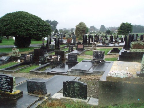 Commonwealth War Graves Mangatainoka Cemetery