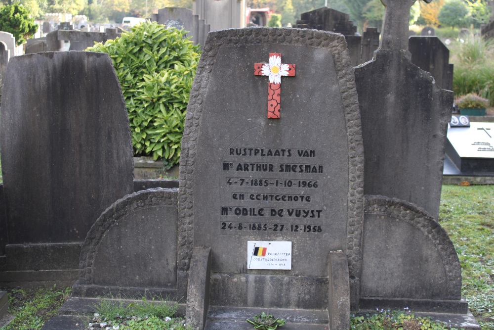 Belgian Graves Veterans Zwijnaarde #5