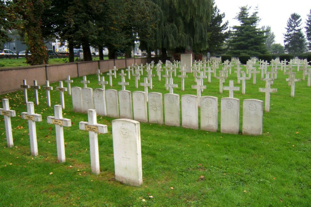German-French War Cemetery Strasbourg-Cronenbourg