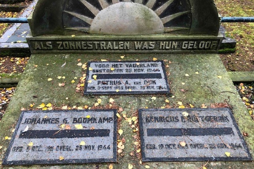 Dutch War Graves Municipal Cemetery Borne #2