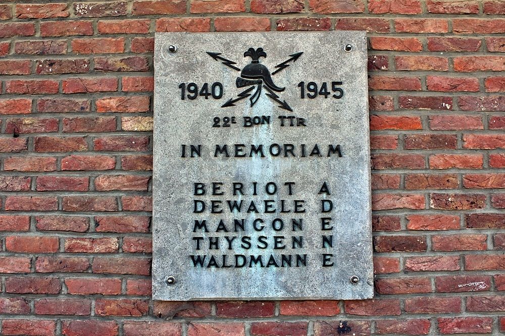 Memorial 22nd Battalion Transmission Troops Betekom #1