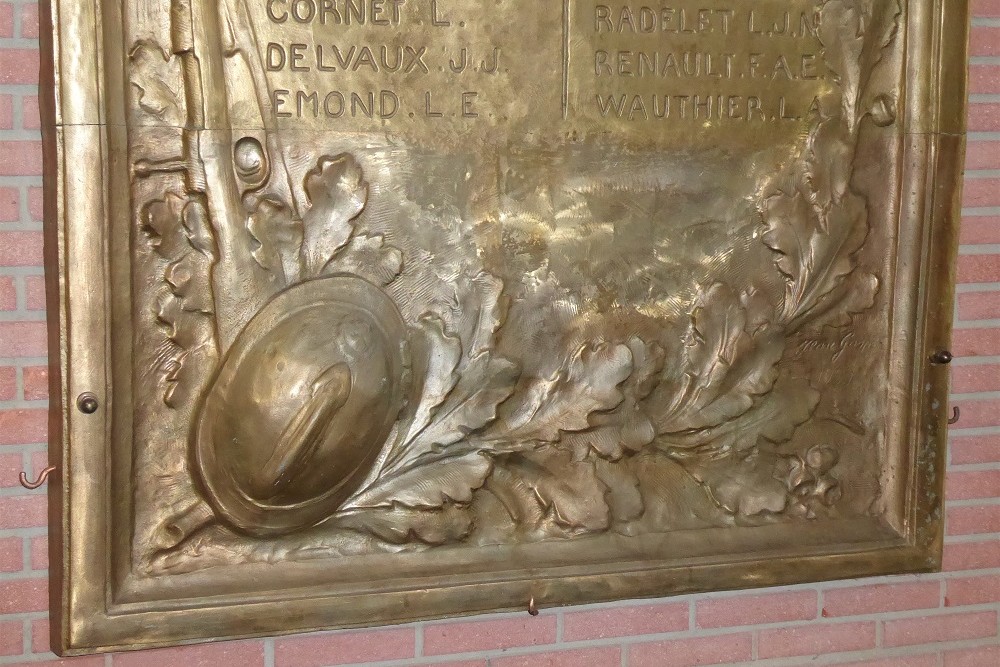 Plaque for the Officials of the Province of Luxembourg #4