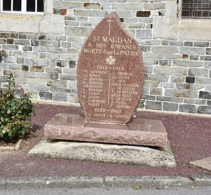 Oorlogsmonument Saint-Maudan #1