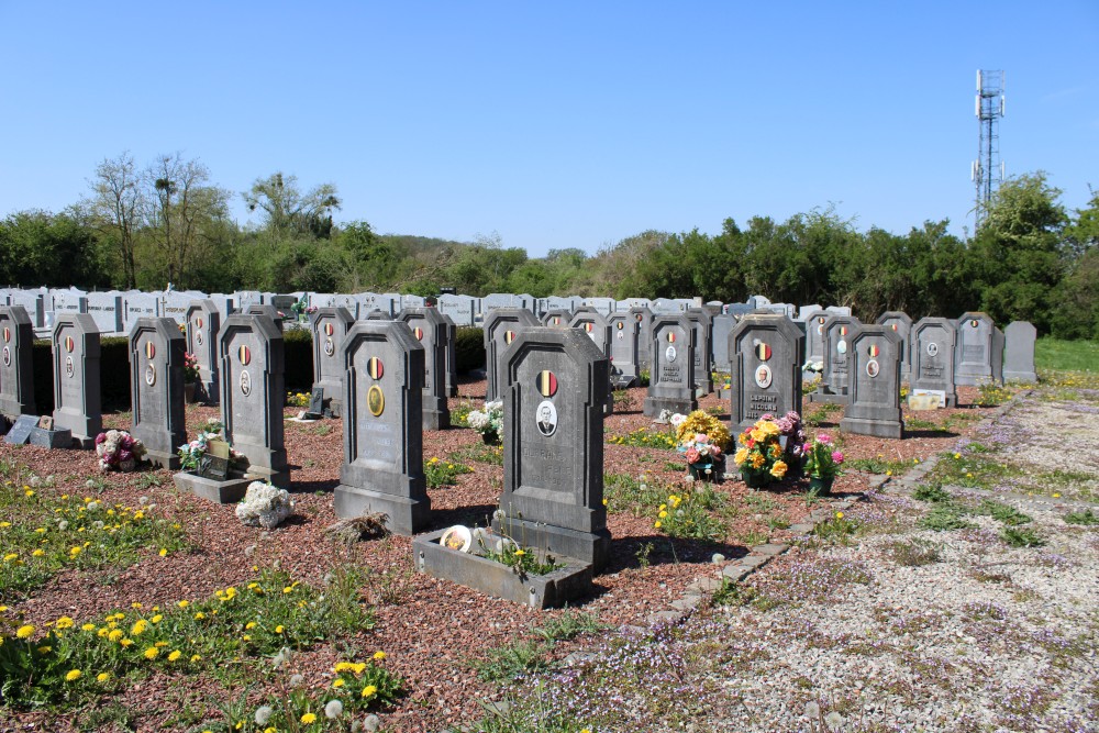 Belgian Graves Veterans Frameries #2