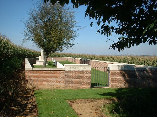 Commonwealth War Cemetery High Tree