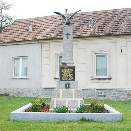 War Memorial Wolfsbrunn #1