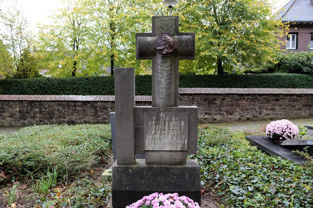 Nederlands Oorlogsgraven Rooms Katholieke Begraafplaats Horn #4