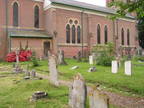 Oorlogsgraven van het Gemenebest St. Mary Churchyard #1