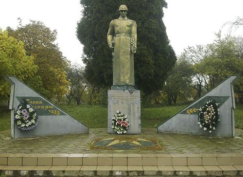War Memorial Rakoshyno #1