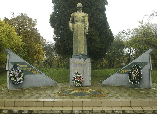 Oorlogsmonument Rakoshyno