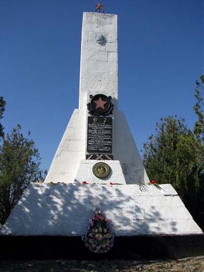 Memorial Seamen Coastal Defence Verkhn'osadove #2