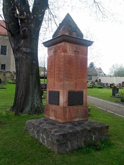 War Memorial Naustadt #1