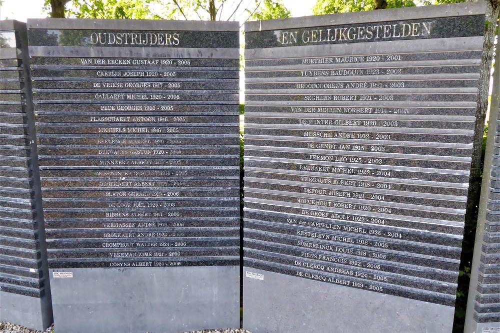 Memorial Veterans Central Cemetery Zottegem #3