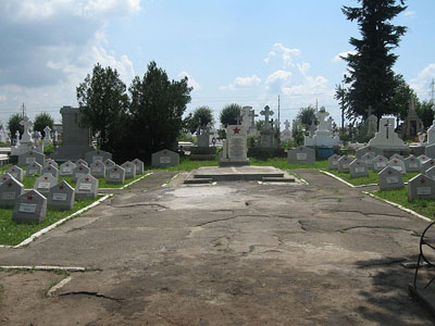 Sovjet-Roemense Oorlogsbegraafplaats Suceava #1