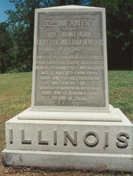 32nd Illinois Infantry (Union) Monument