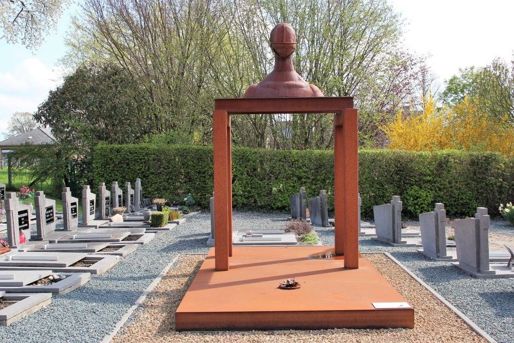 War Memorial Sint-Kwintens-Lennik