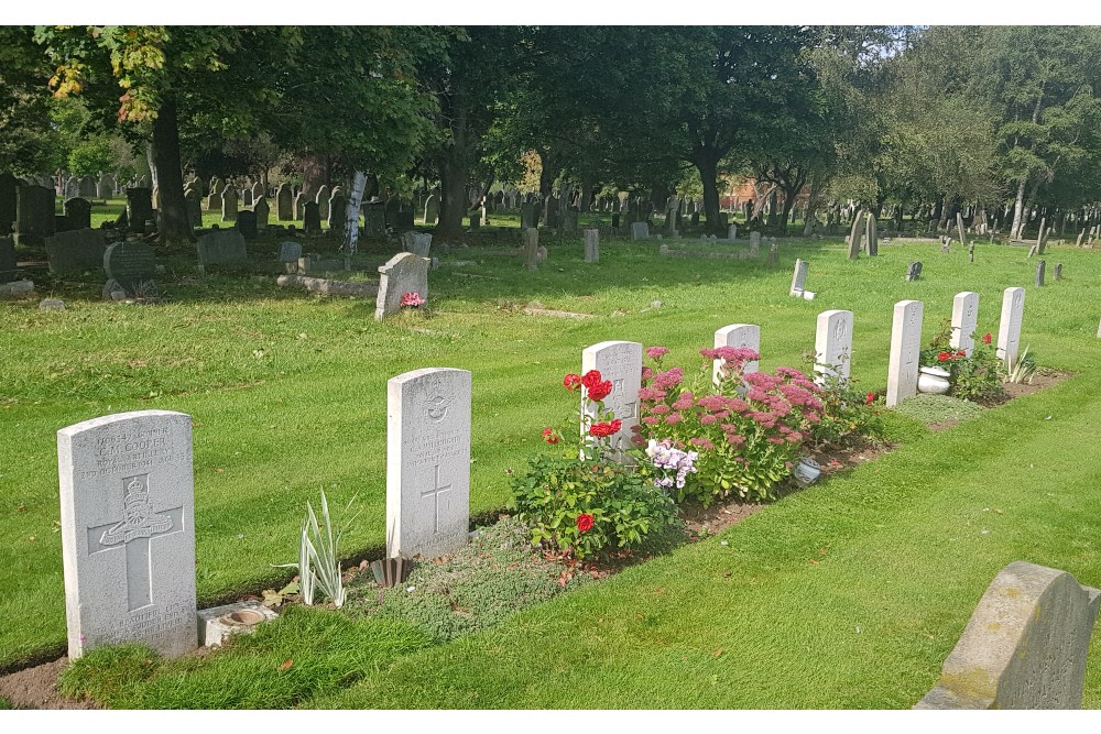Commonwealth War Graves Whitnash Road Cemetery #2
