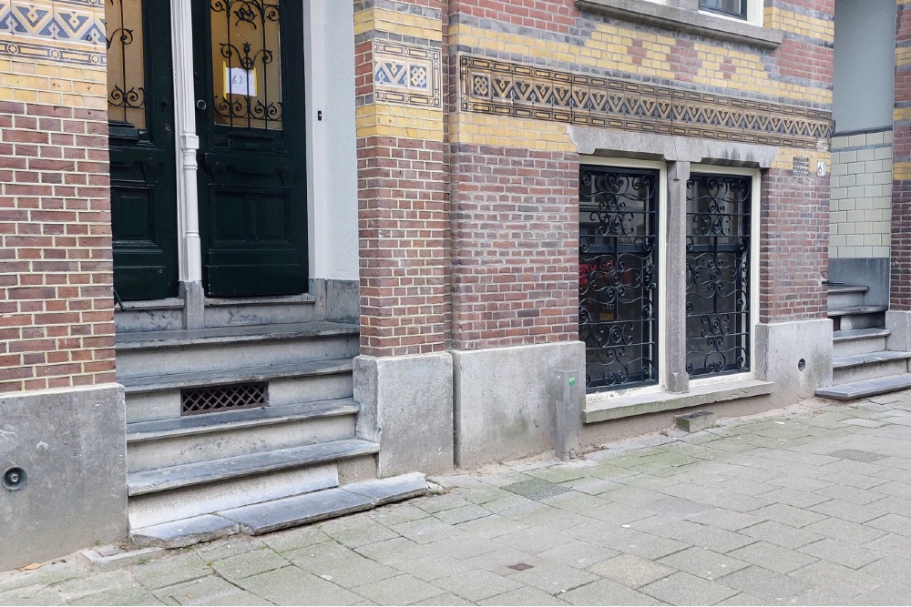 Stumbling Stone Kortenaerstraat 63 #2