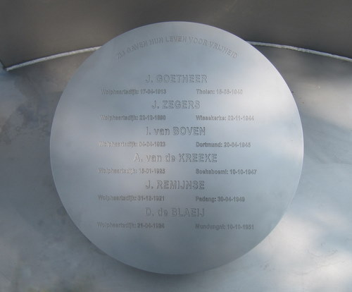 Oorlogsmonument Wolphaartsdijk #3