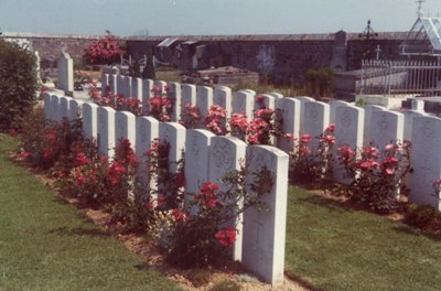 Commonwealth War Graves Meharicourt
