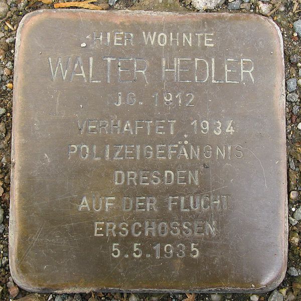 Stumbling Stone Theumaer Straße 8
