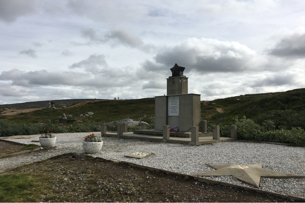 Monument Dwangarbeiders Poolcirkel