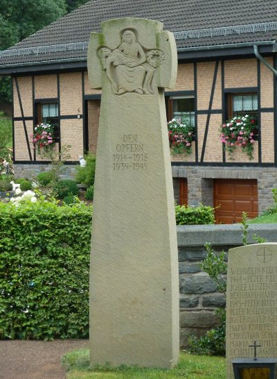 War Memorial Ormont #2