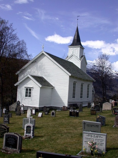 Commonwealth War Grave Overdalen #1