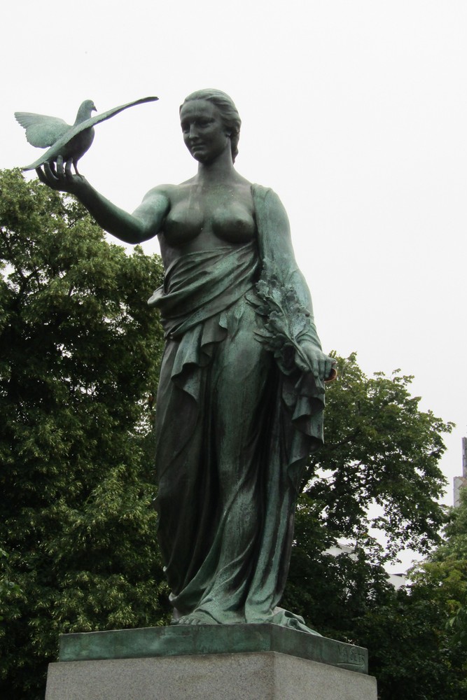 Monument ‘Aan de Oorlogsduif’ #5