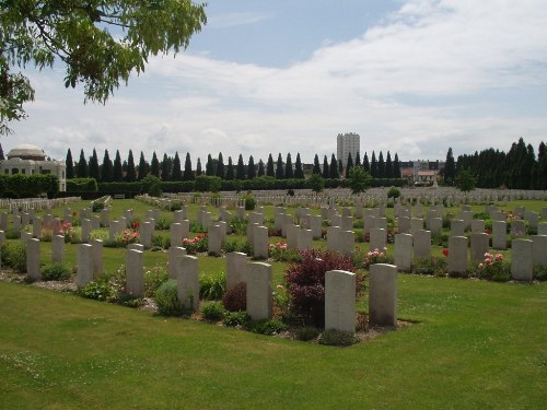 Commonwealth War Graves Rouen #2