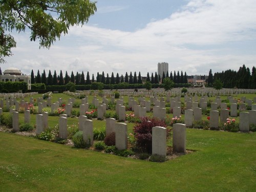 Oorlogsgraven van het Gemenebest Rouen #2