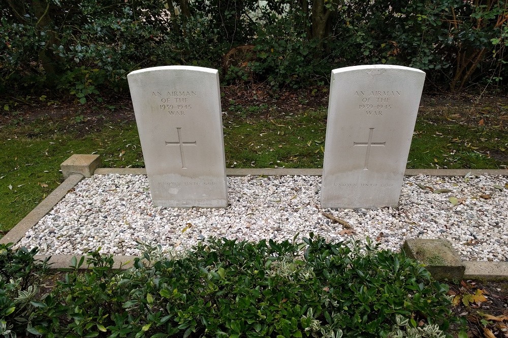 Commonwealth War Graves General Cemetery Ouddorp #4