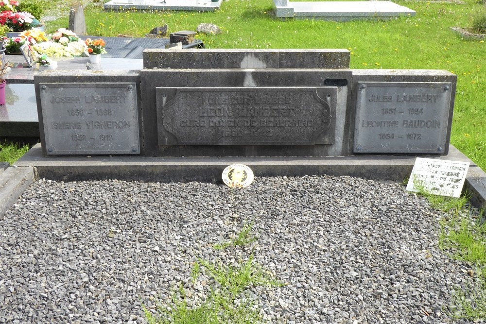 Belgian Graves Veterans Mesnil-St.Blaise #2