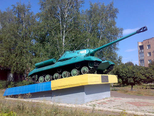 Bevrijdingsmonument (IS-3 Tank) Novomyrhorod #1