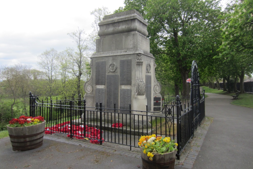 Oorlogsmonument Thornaby on Tees #2