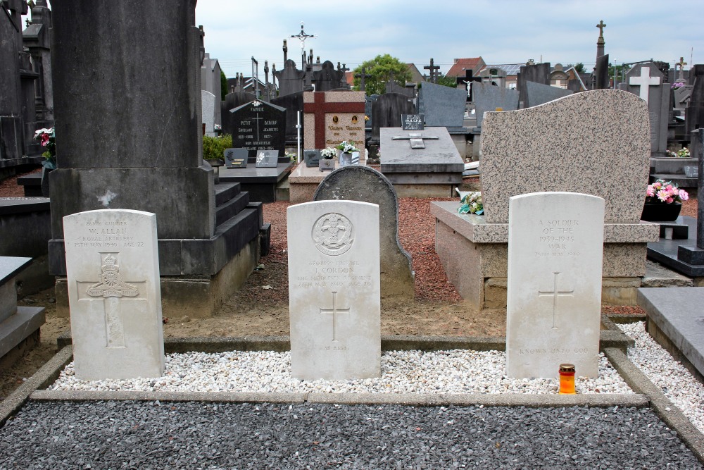 Commonwealth War Graves Wervik #3
