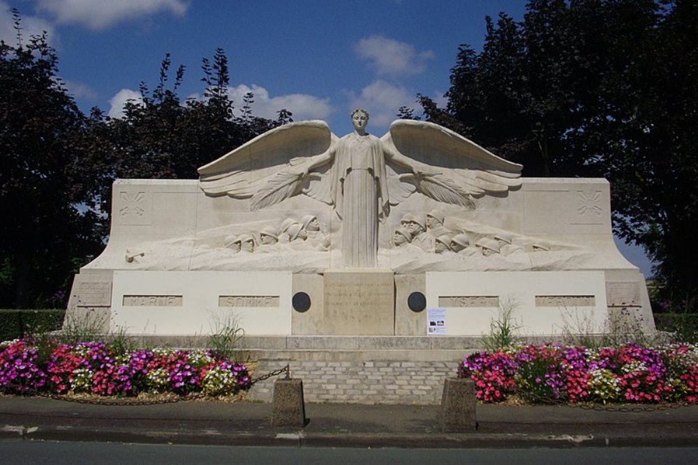War Memorial Chteaudun