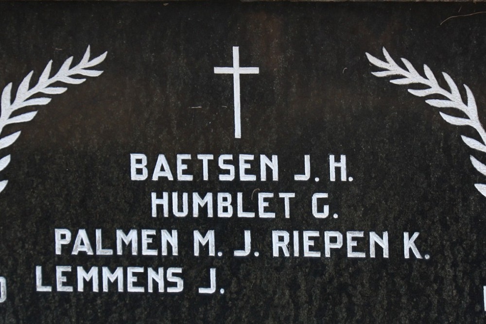 Dutch War Graves Oostermaas Municipal Cemetery #5