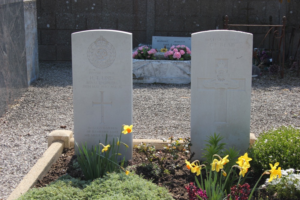 Commonwealth War Graves Les Hemmes #2